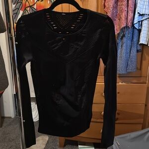 Alo Yoga Active Wear Long Sleeved Top